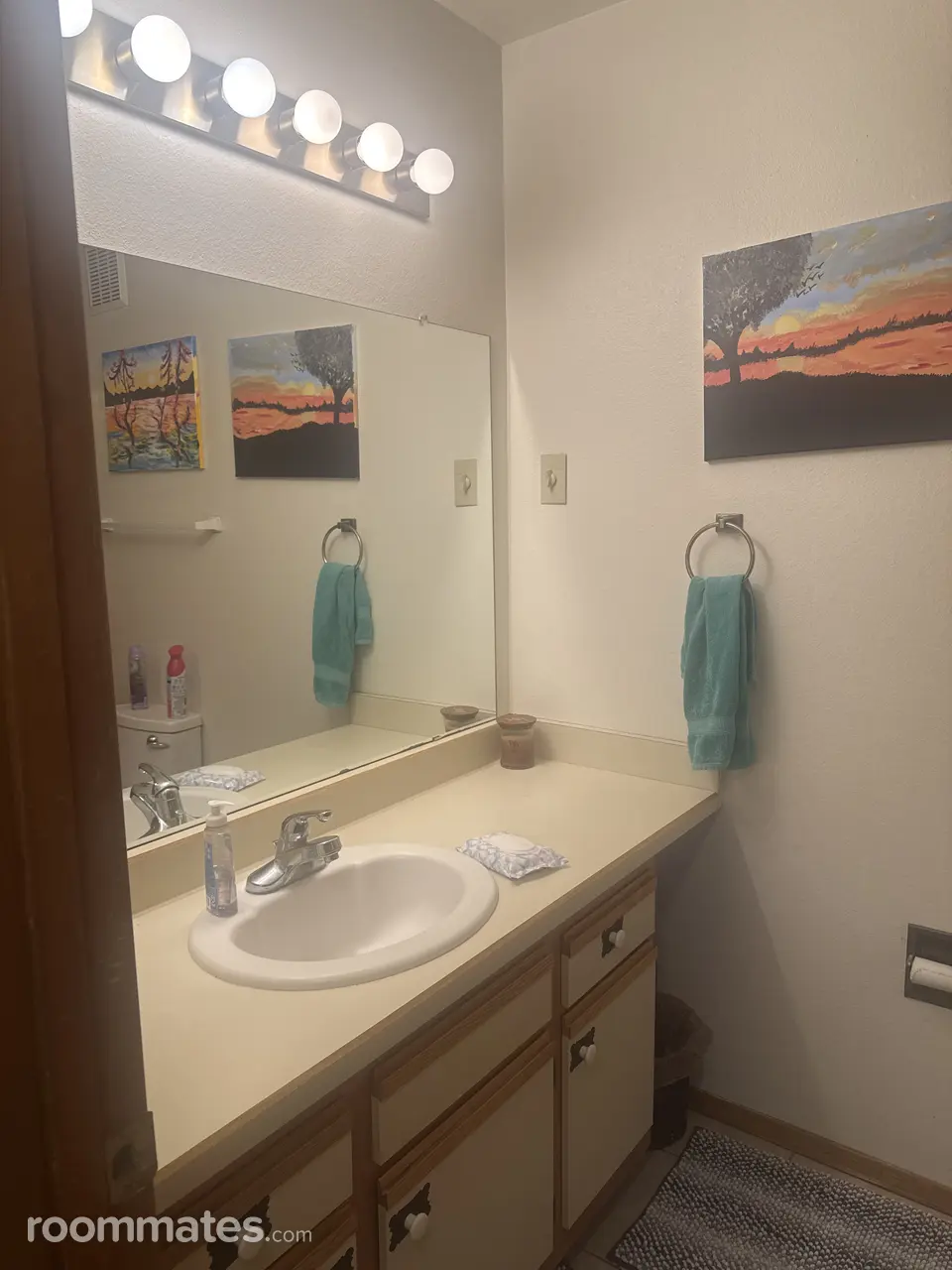 Profile photo 4 of 19