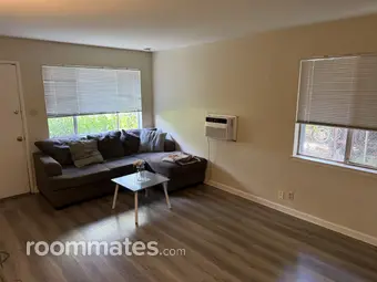 Room for rent in Sacramento, CA $900, townhouse