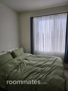 Room for rent in Rialto, CA $950, condo
