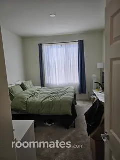 Room for rent in Rialto, CA $950, condo