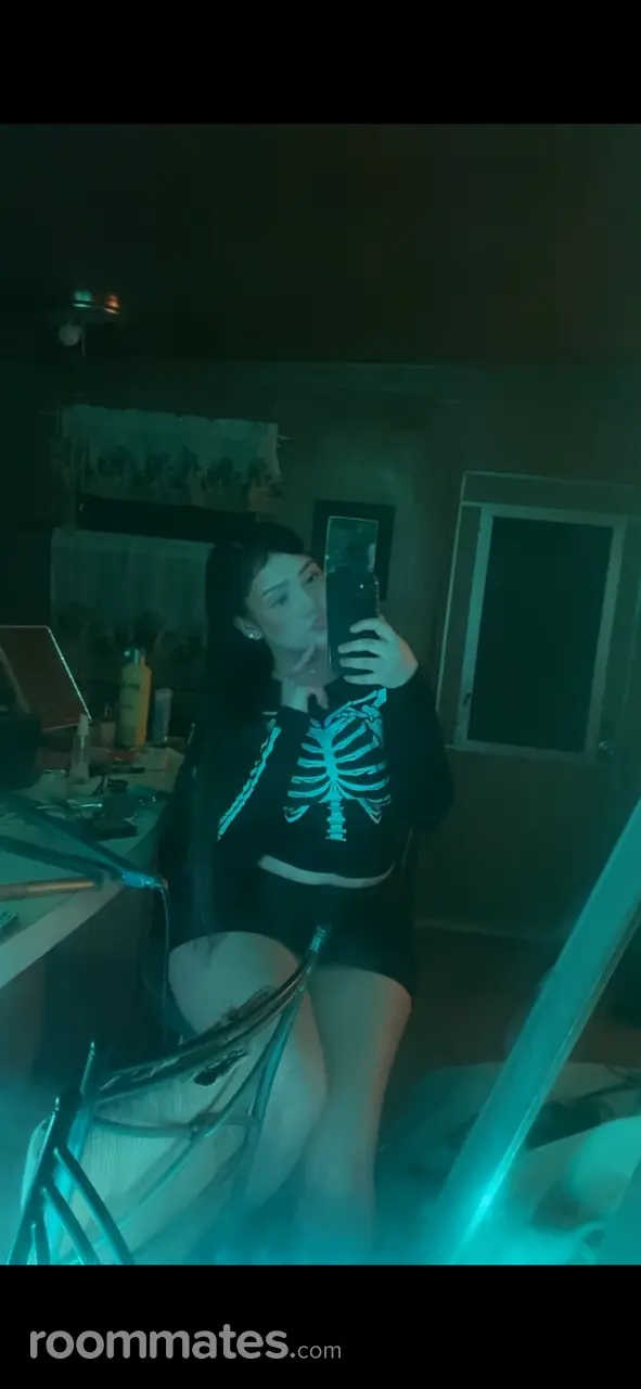 Profile photo 1 of 1