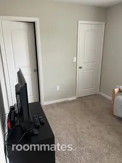 Room for rent in San Antonio, FL $650, townhouse