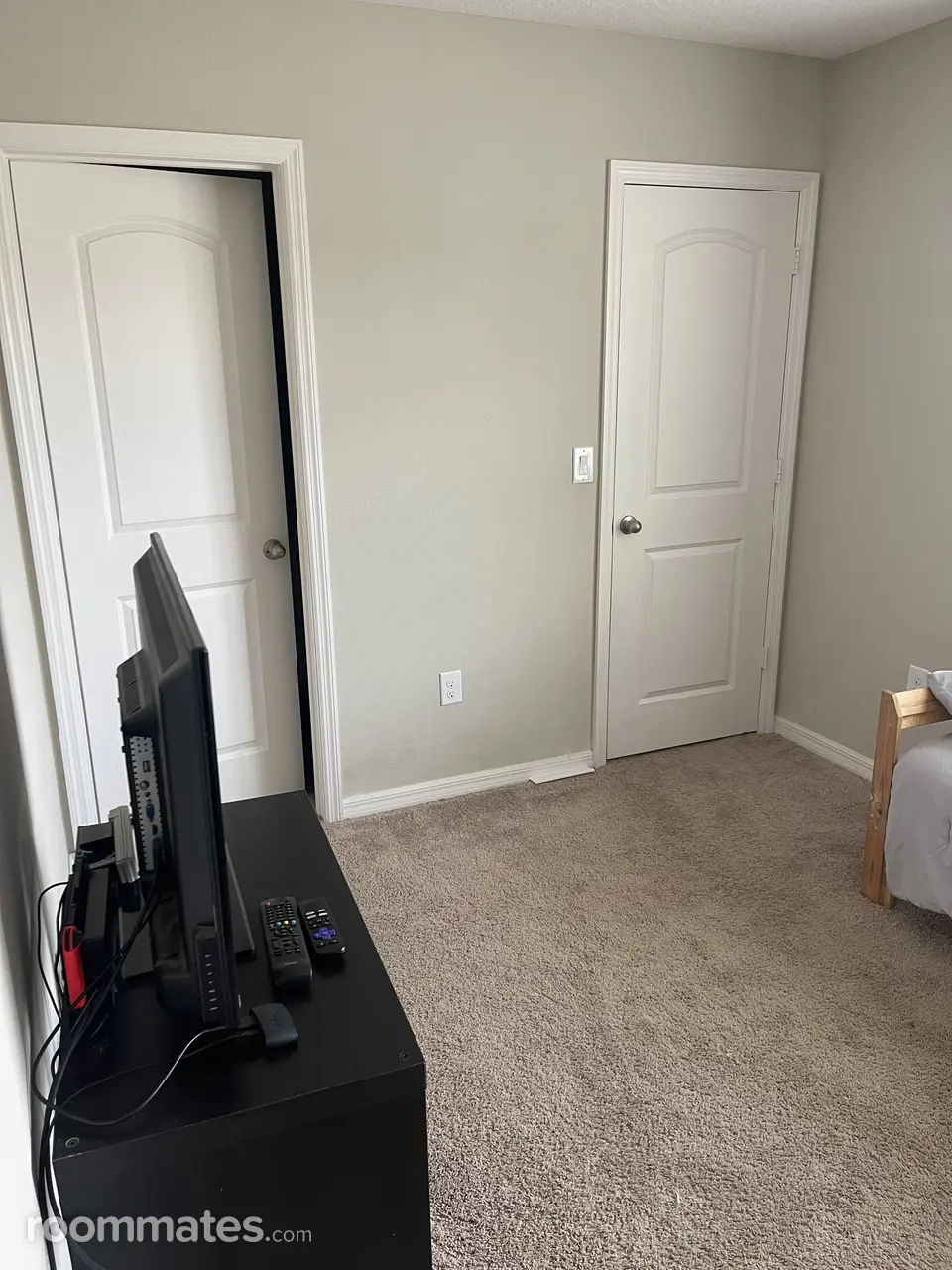 Profile photo 8 of 10