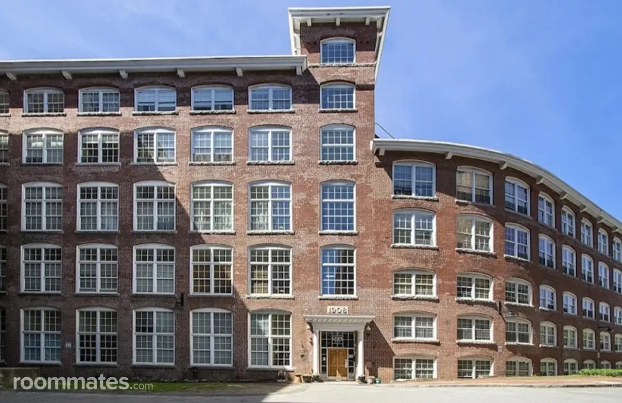 Profile photo 1 of 3