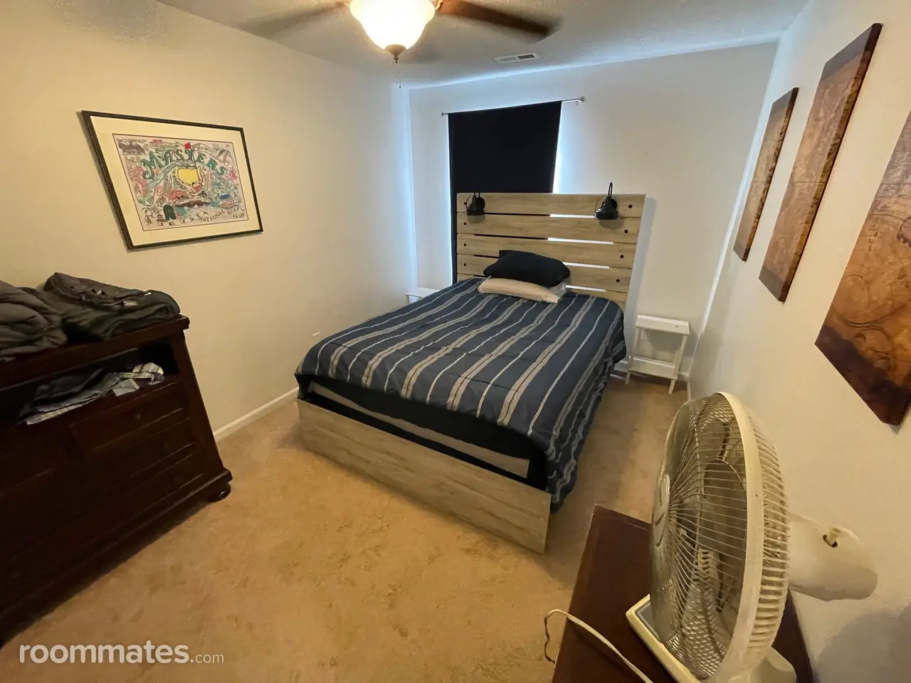 Profile photo 1 of 11