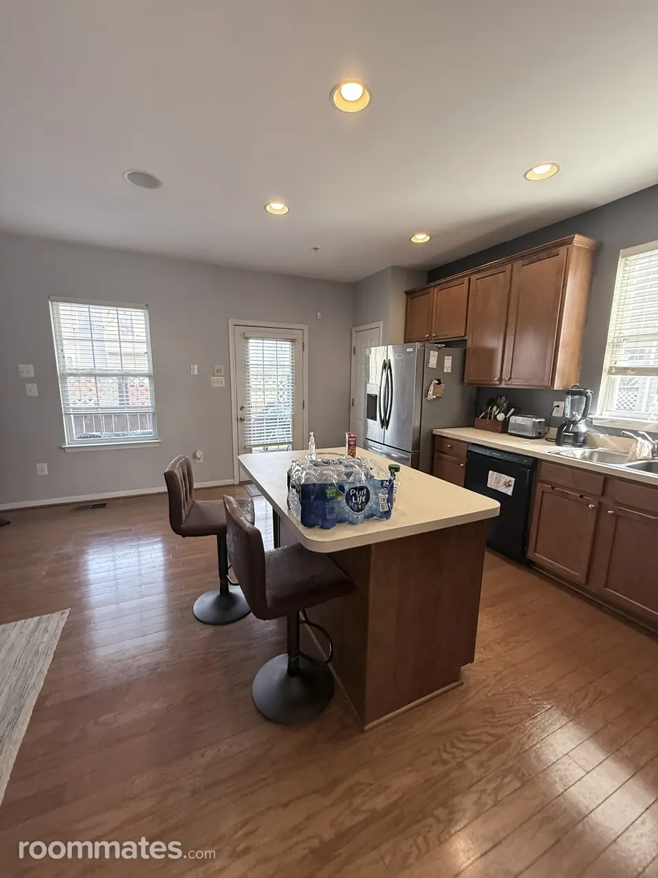 Profile photo 4 of 11