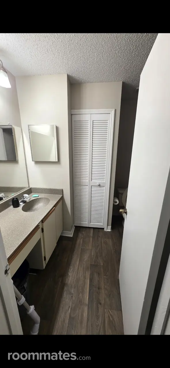 Profile photo 3 of 5