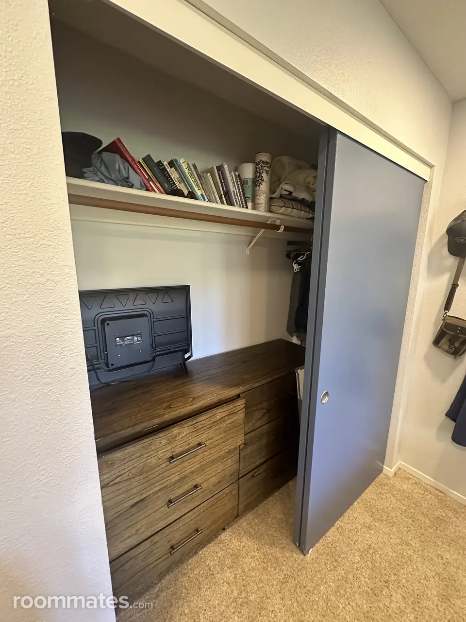 Profile photo 3 of 6