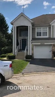 Room for rent in Des Plaines, IL $1100, townhouse