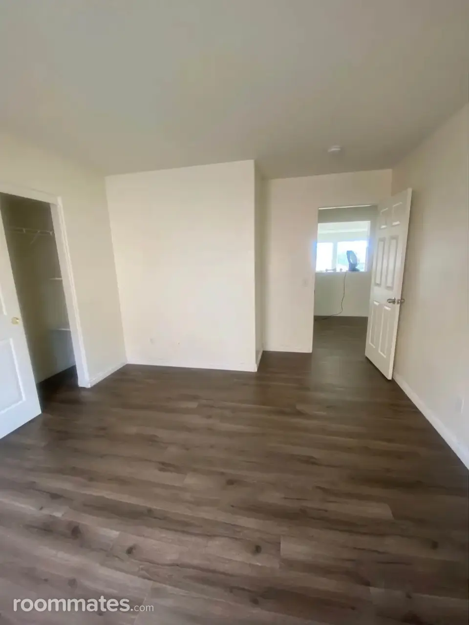 Profile photo 3 of 4