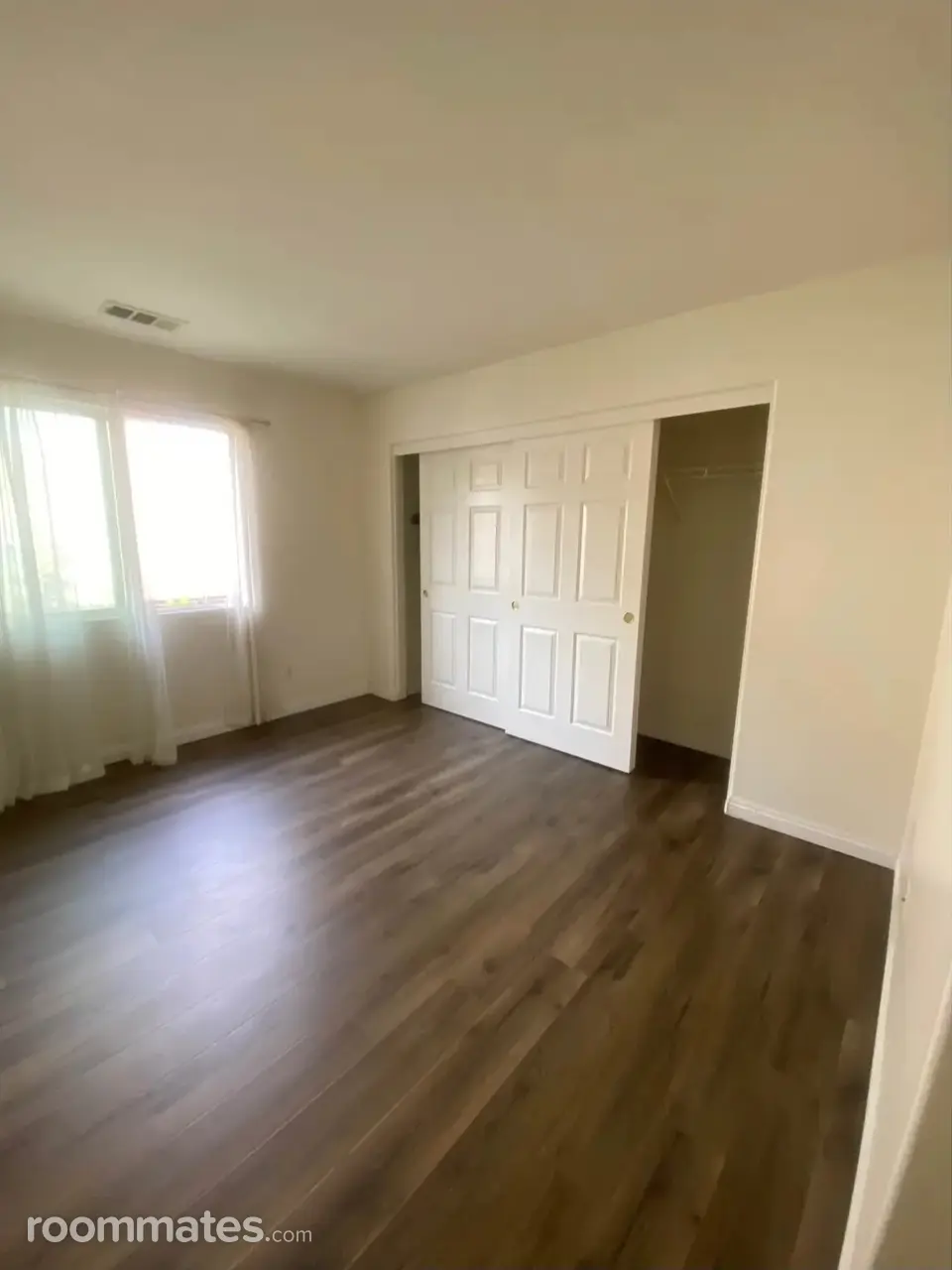 Profile photo 2 of 4