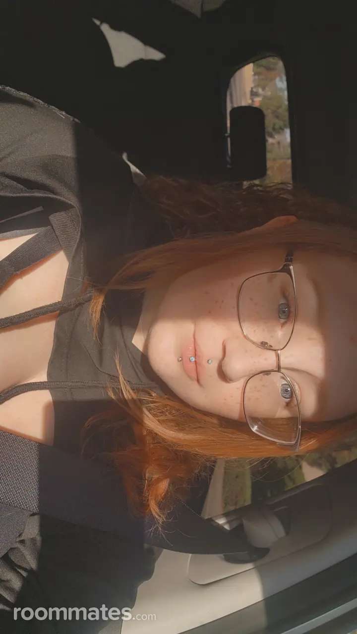 Profile photo 4 of 4