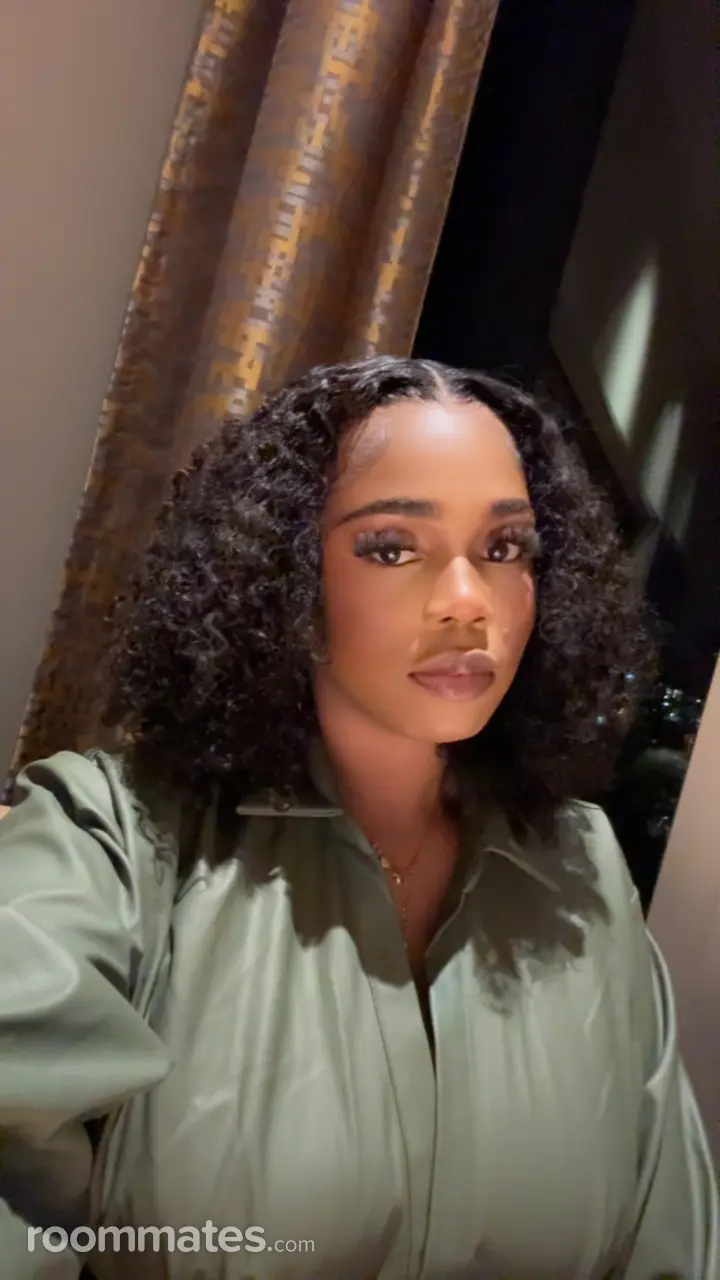 Profile photo 1 of 1