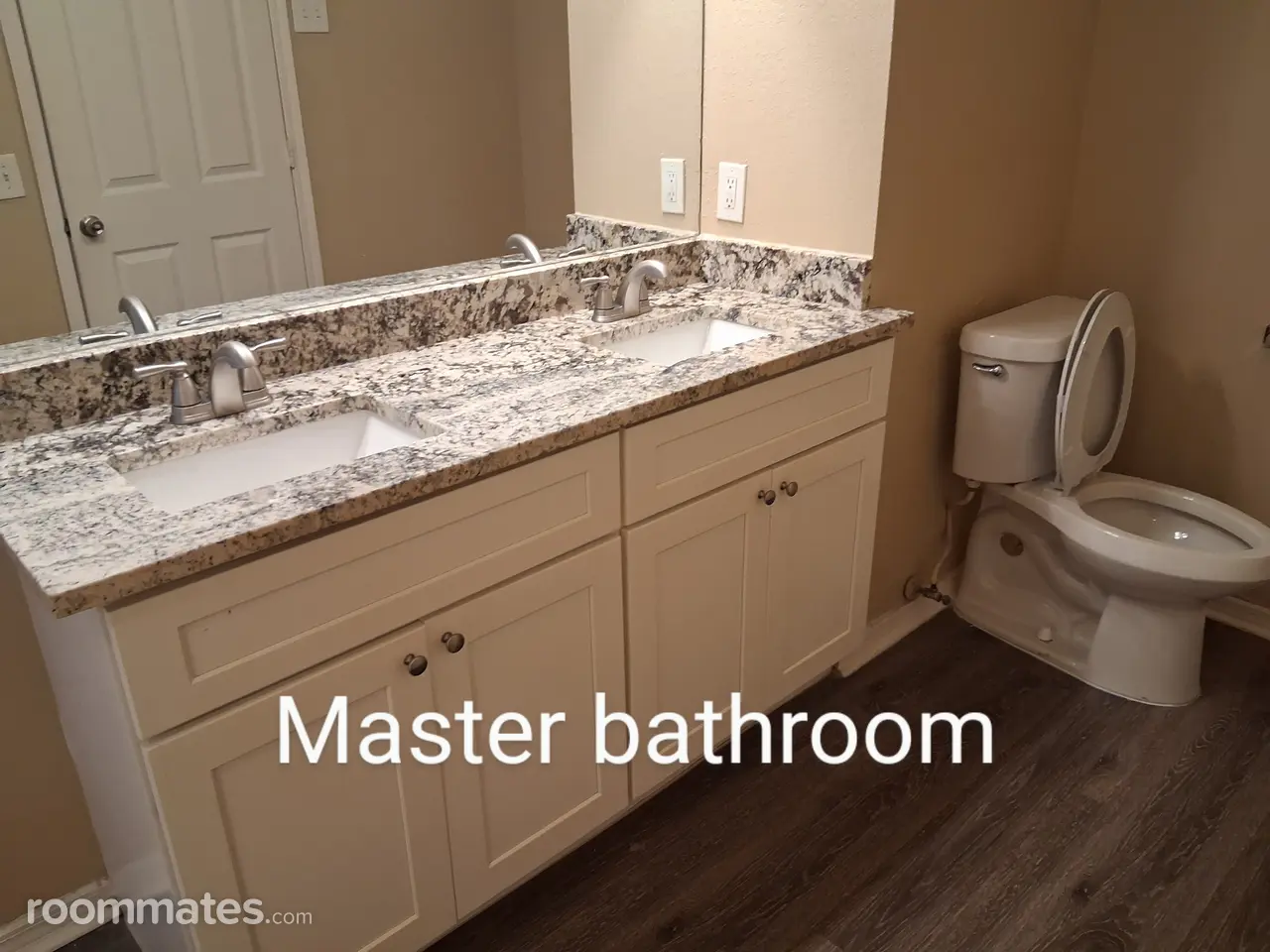 Profile photo 8 of 11