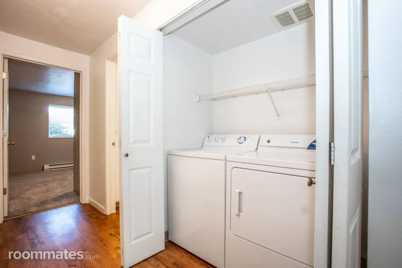 Profile photo 2 of 9