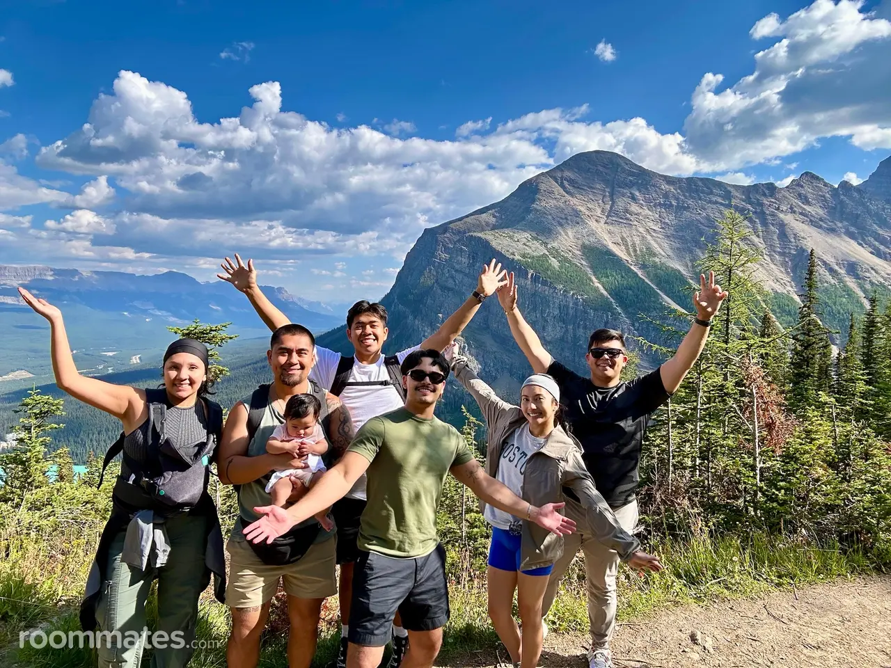 Profile photo 11 of 14