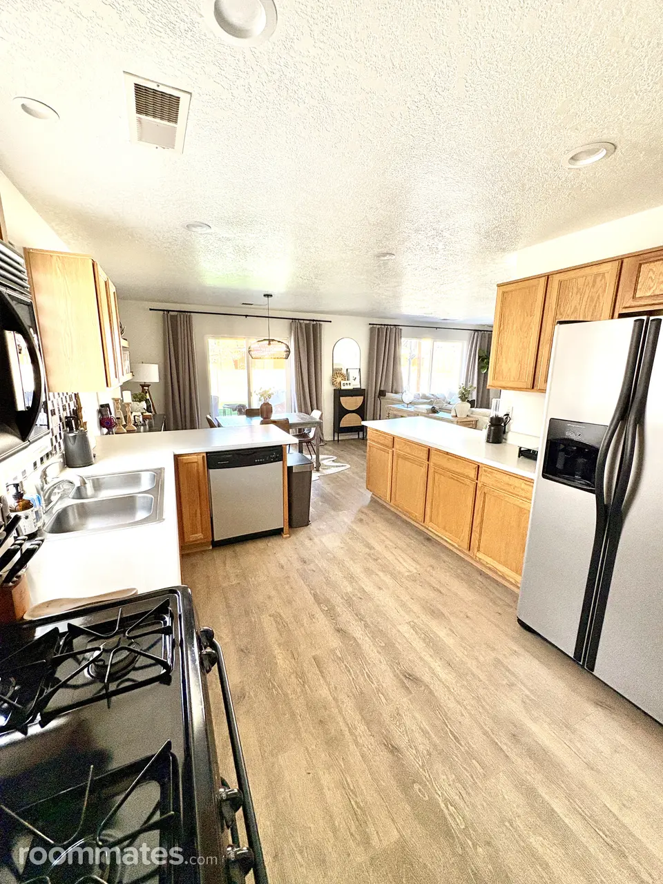 Profile photo 4 of 9