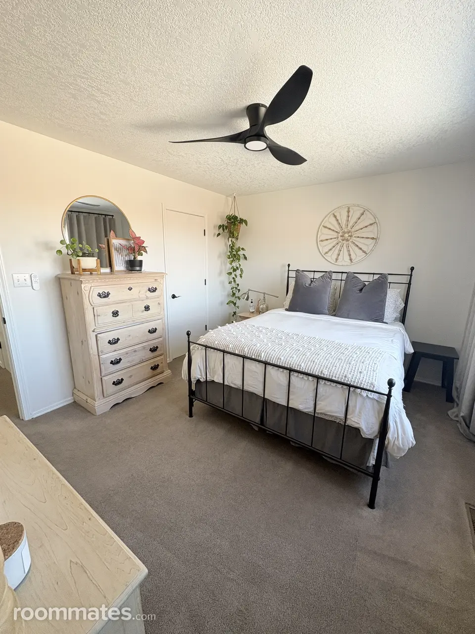 Profile photo 1 of 9