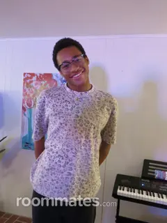 Roommate looking Champaign, IL, $1200