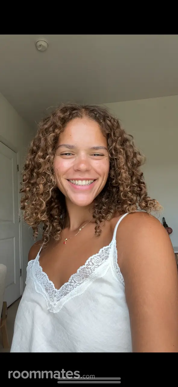 Profile photo 1 of 1