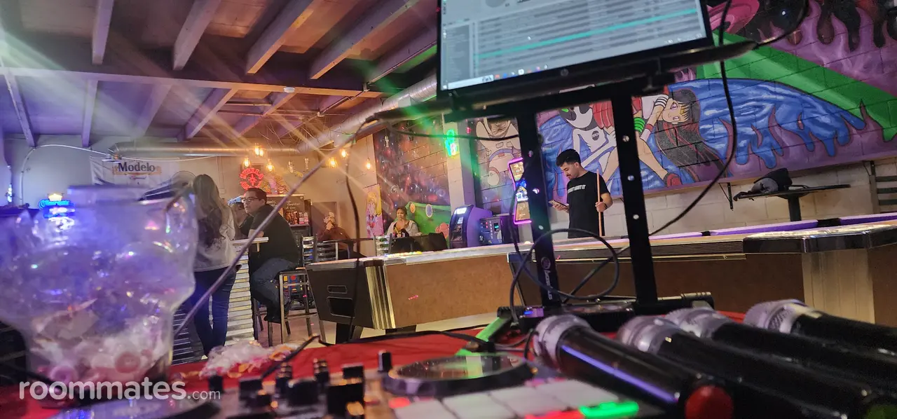 Profile photo 6 of 8