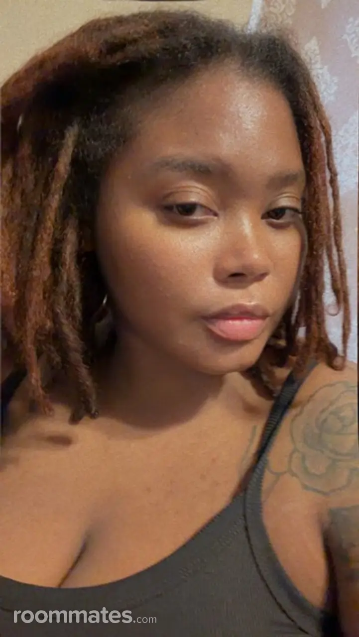 Profile photo 1 of 1