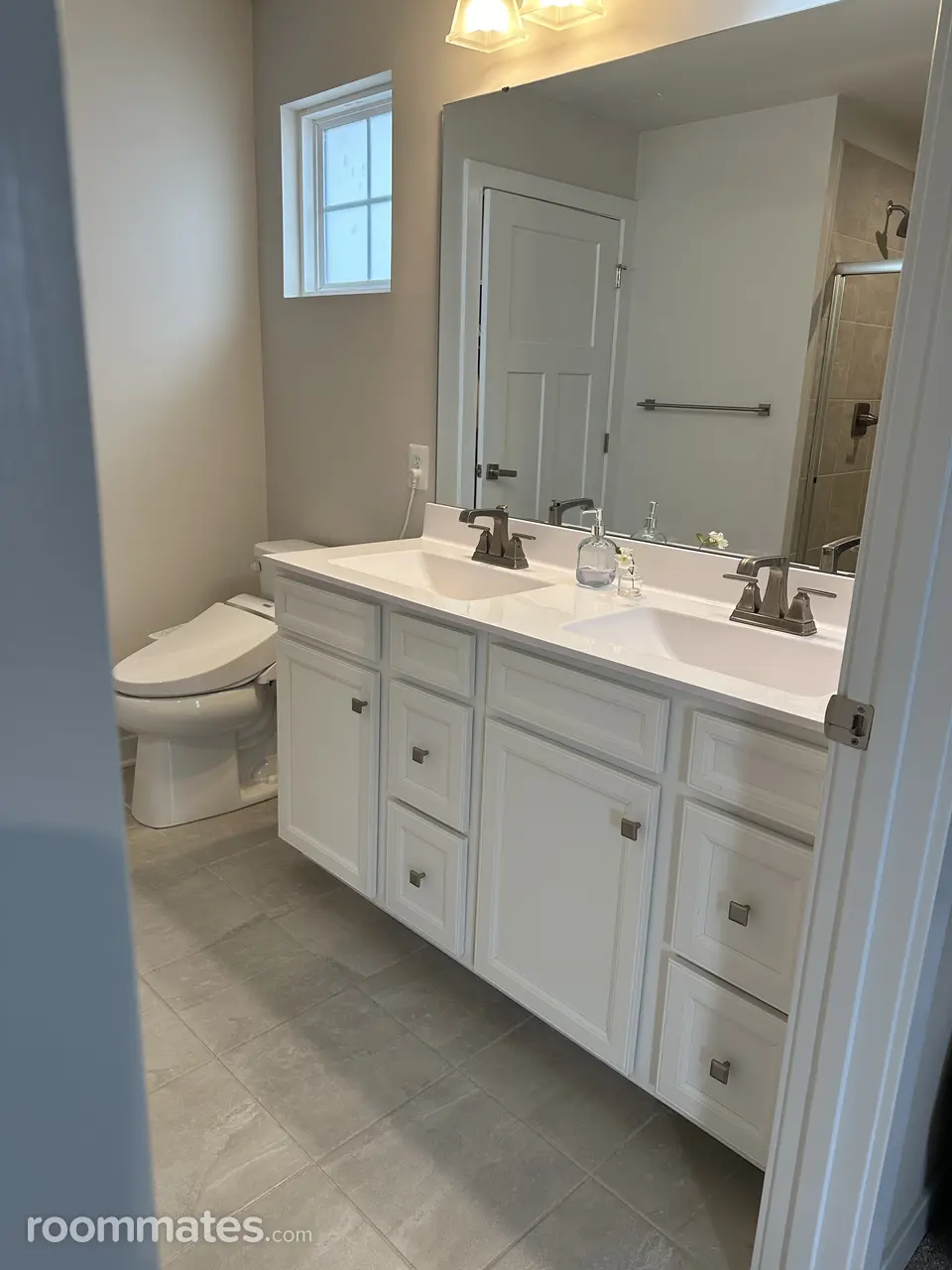 Profile photo 2 of 6