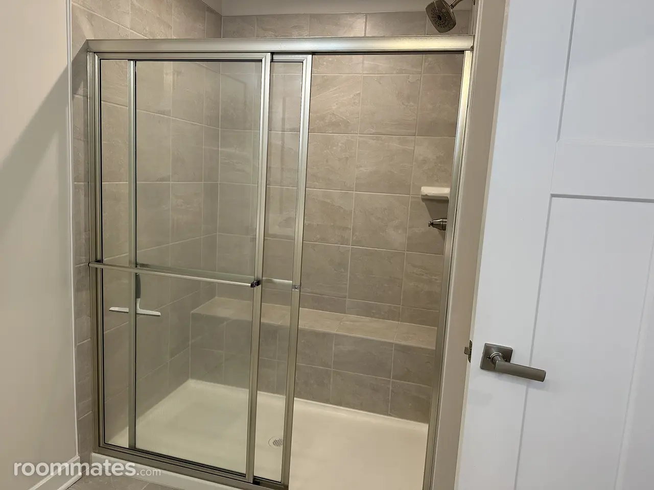 Profile photo 3 of 6