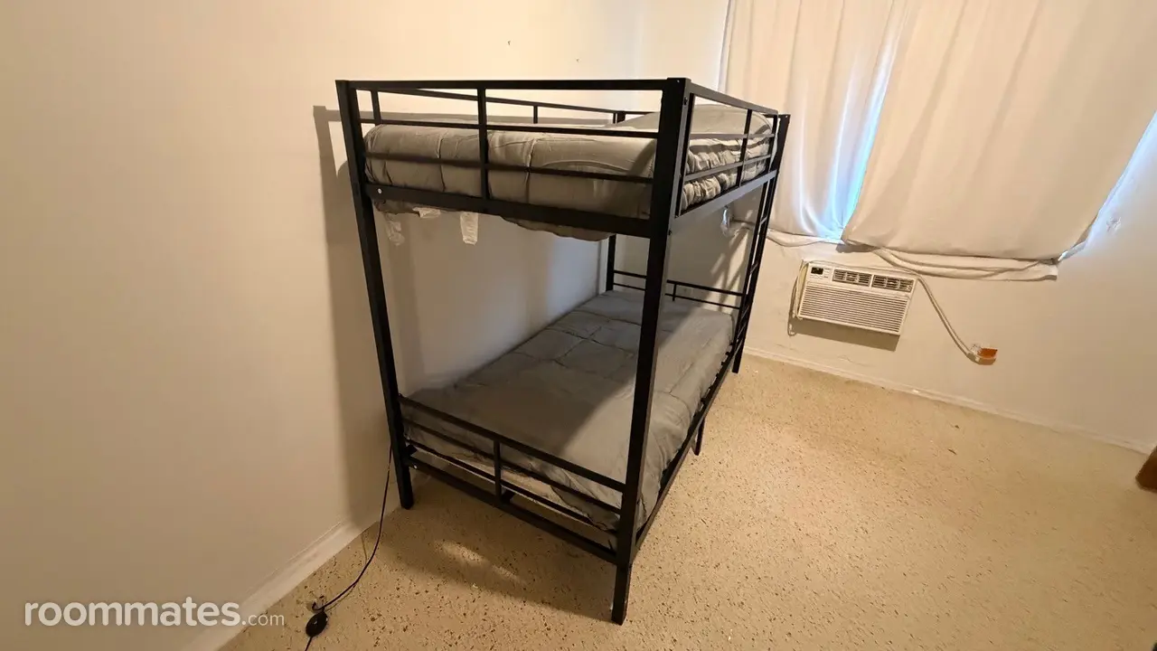 Profile photo 1 of 9