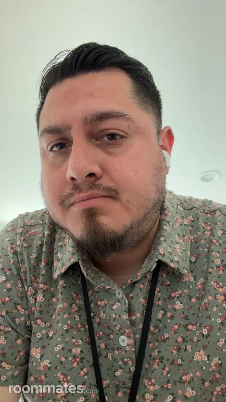 Profile photo 3 of 3