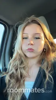 Roommate looking Moorpark, CA, $1000