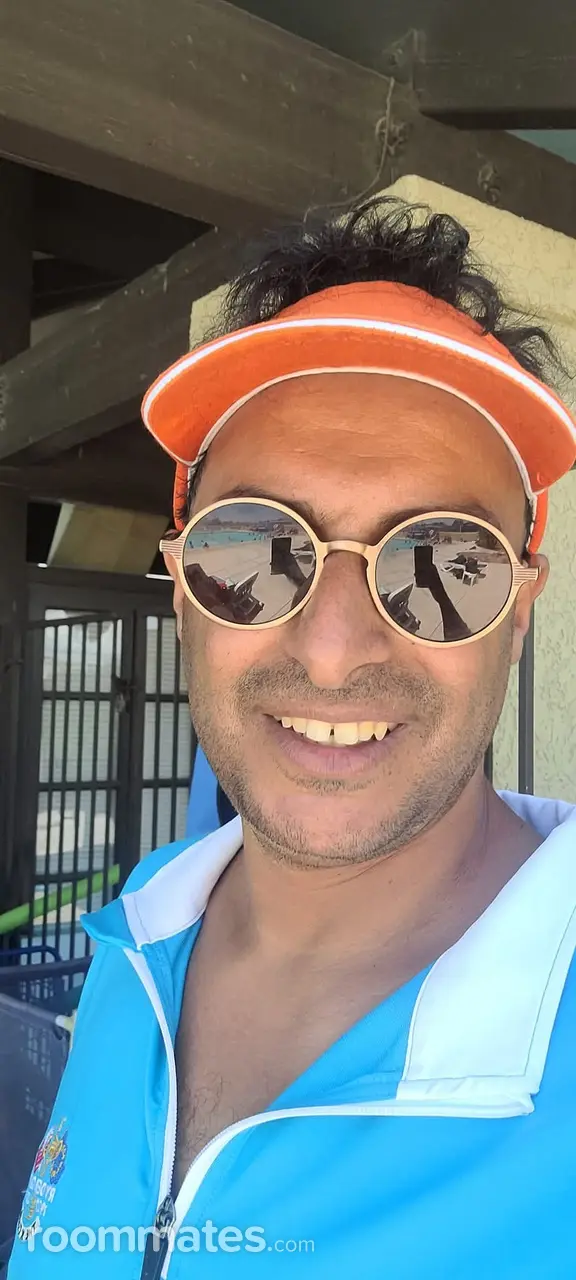 Profile photo 3 of 6