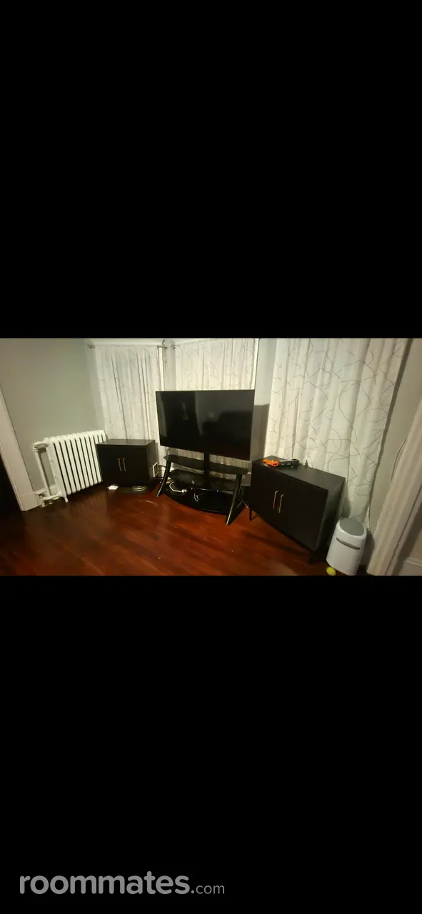 Profile photo 2 of 4