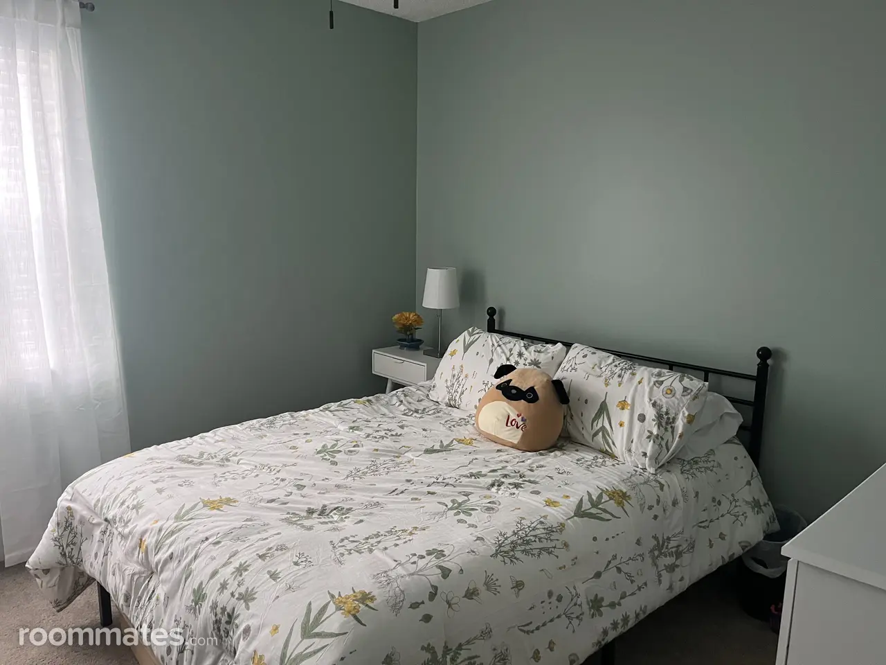 Profile photo 3 of 9