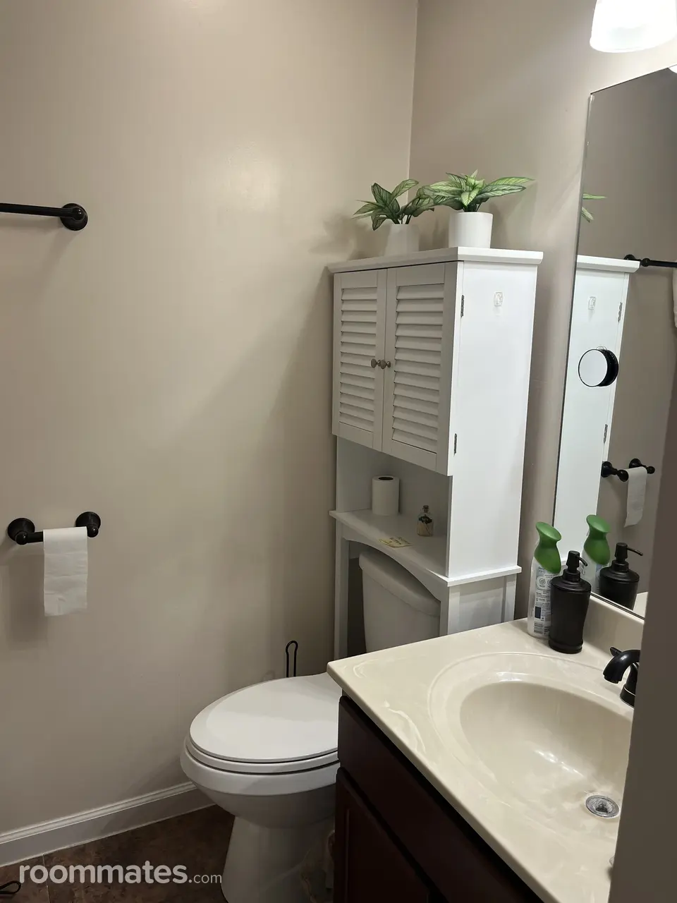 Profile photo 1 of 9