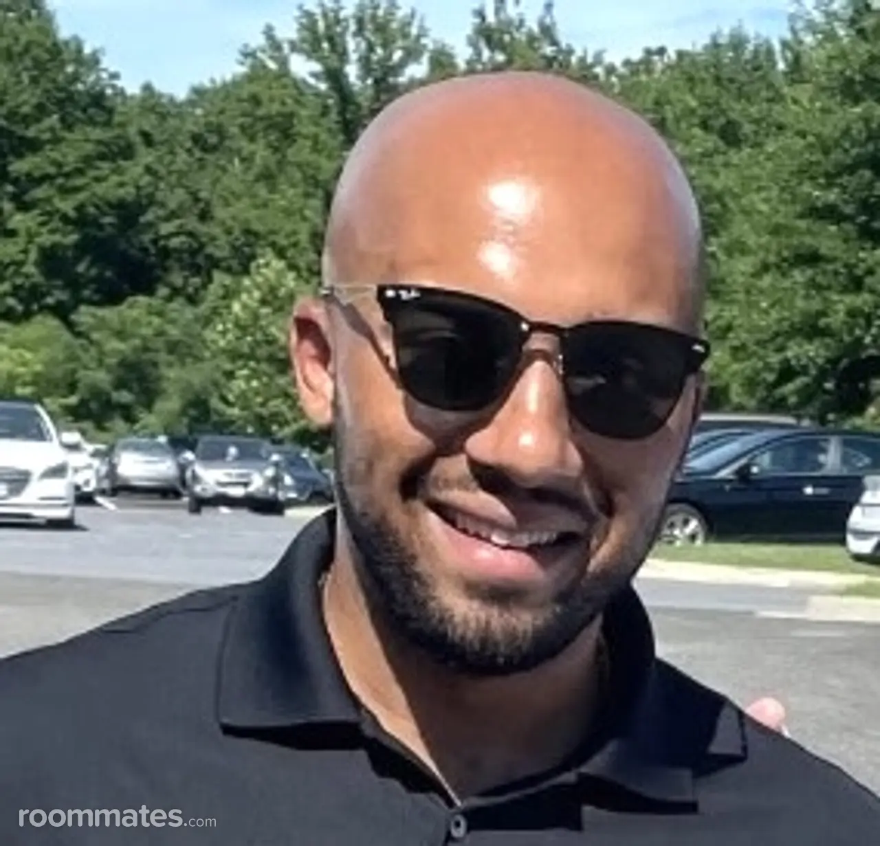 Profile photo 1 of 2