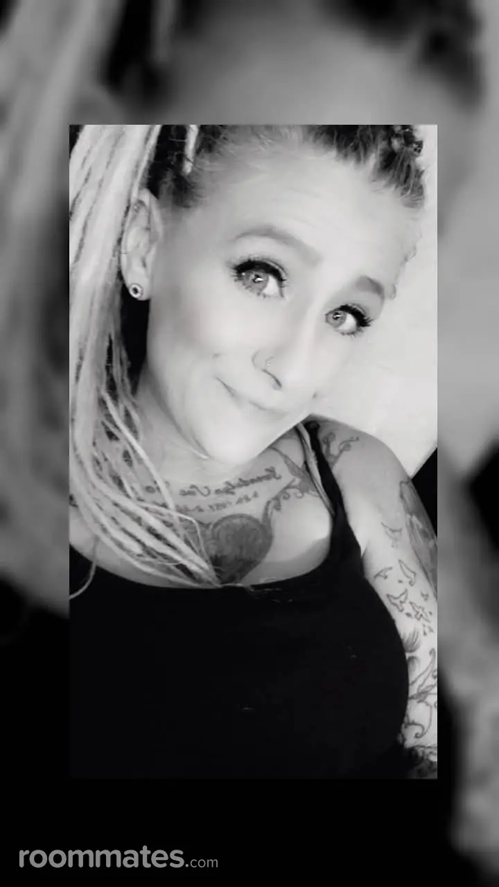 Profile photo 1 of 1