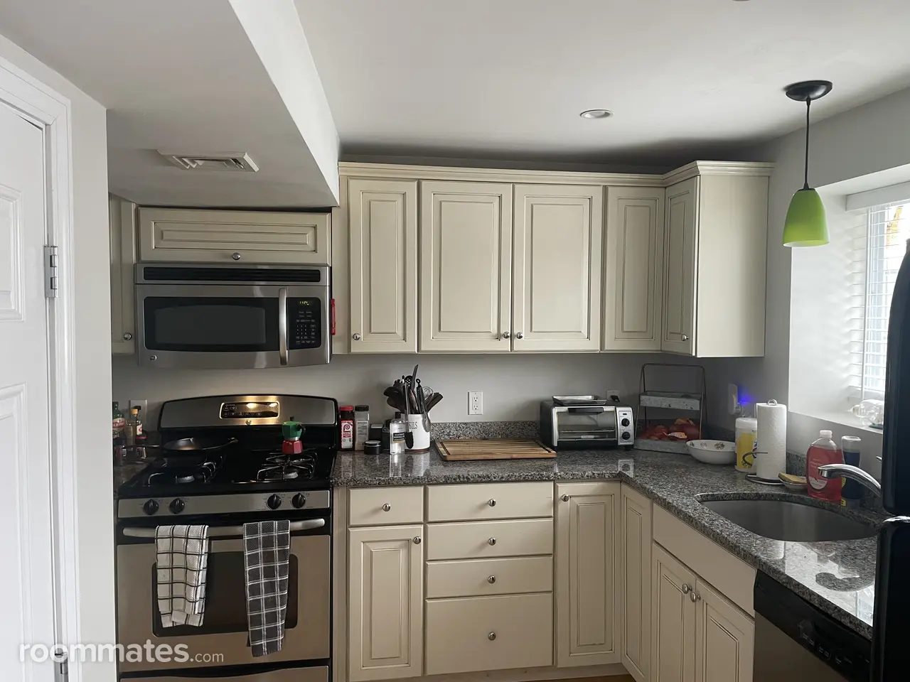 Profile photo 4 of 9