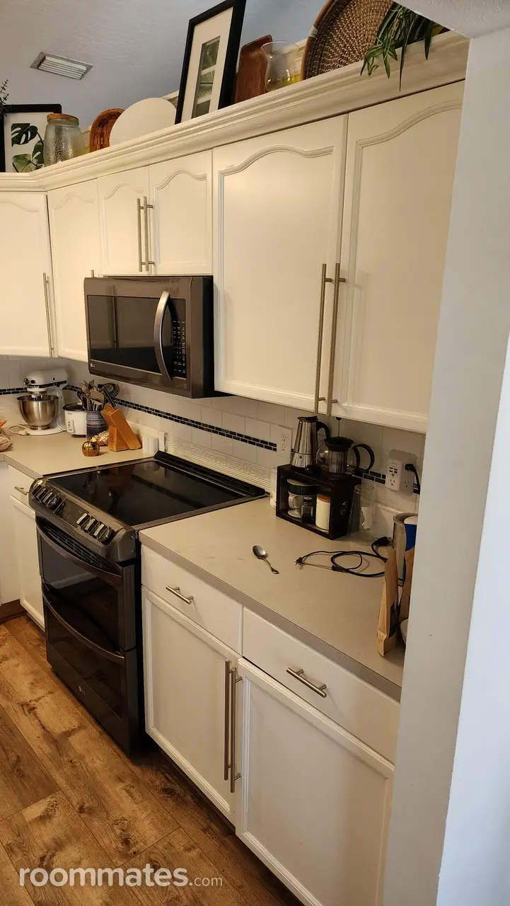 Profile photo 4 of 11