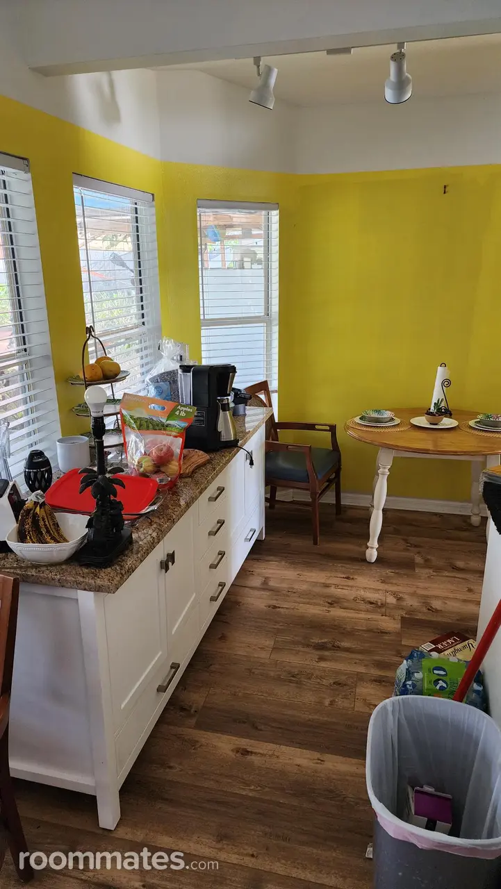 Profile photo 3 of 11