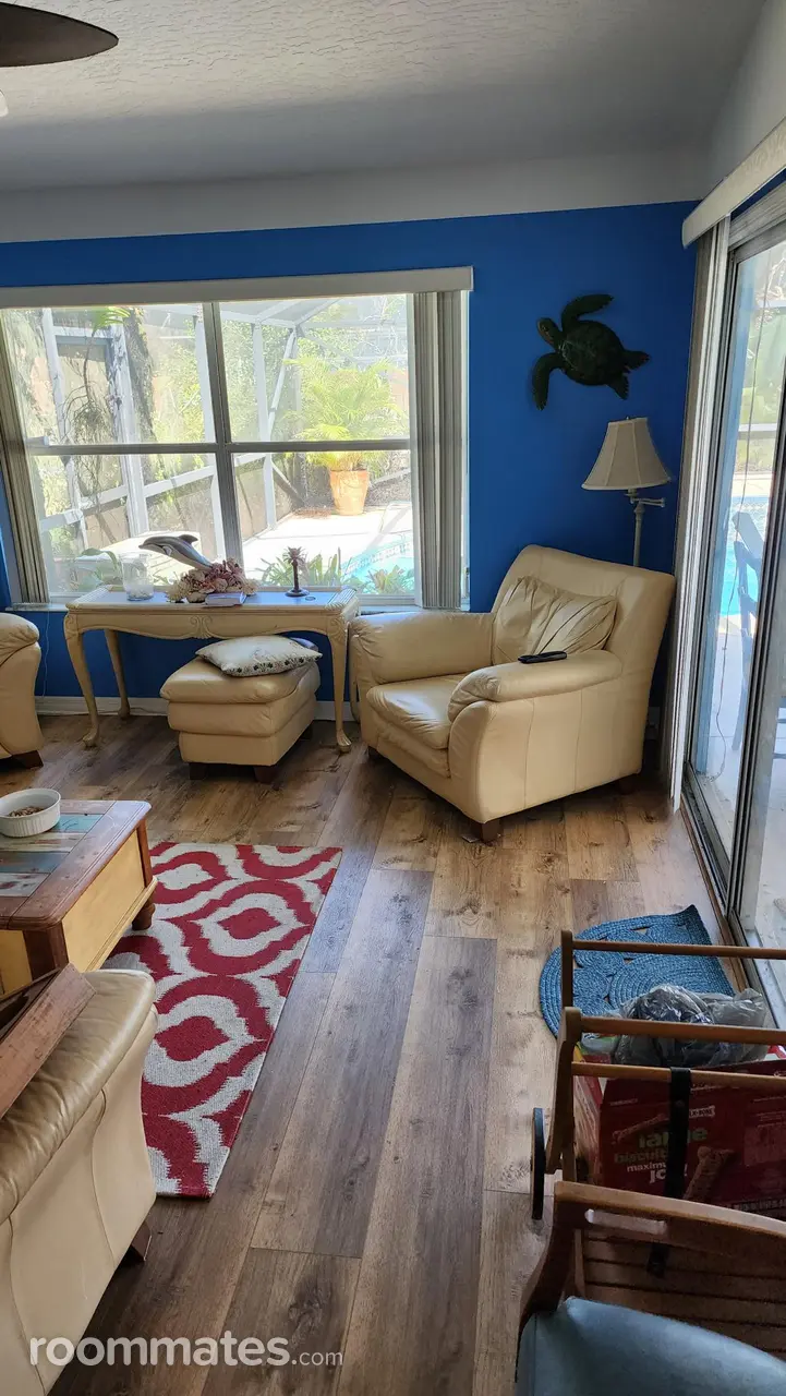 Profile photo 8 of 11