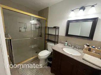 Room for rent in Stuart, FL $900, house