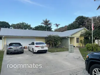 Room for rent in Stuart, FL $900, house