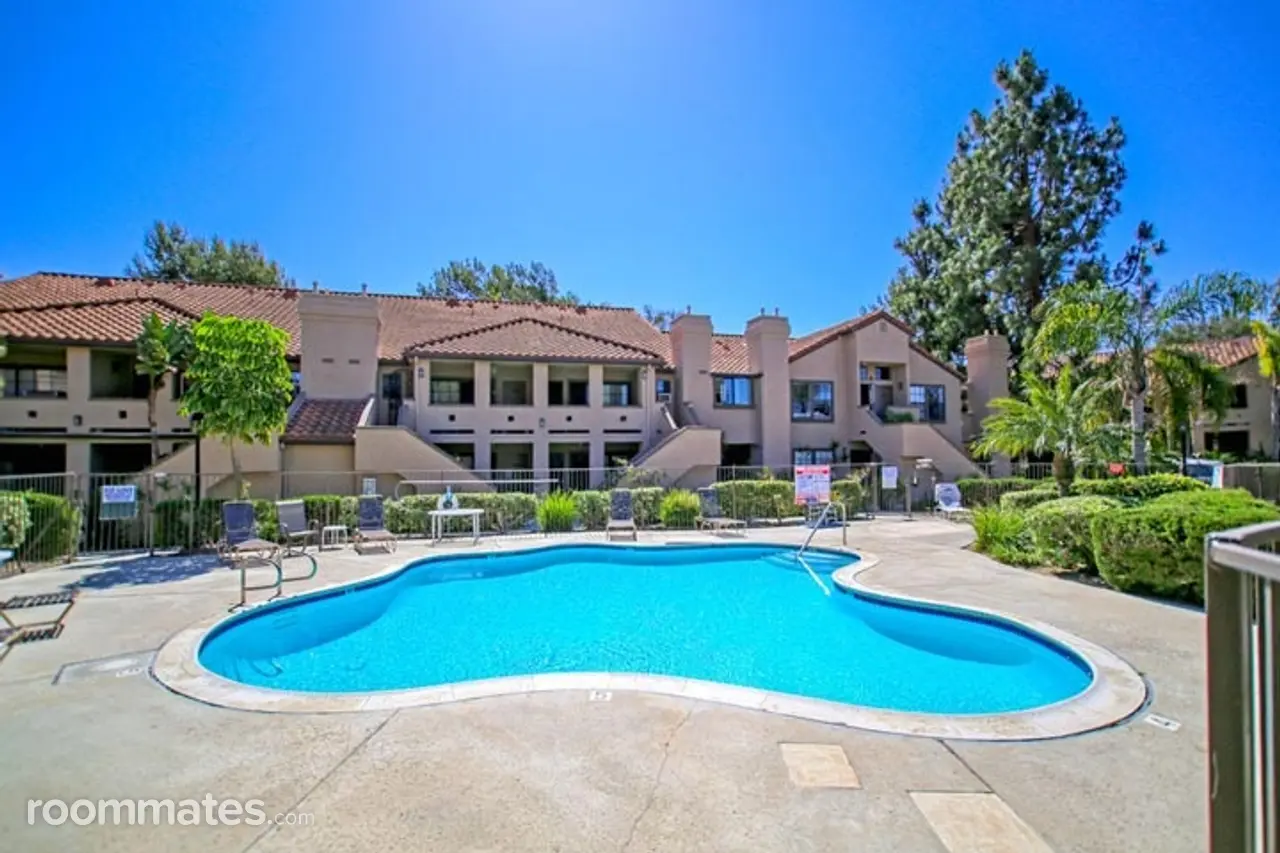 Profile photo 9 of 10