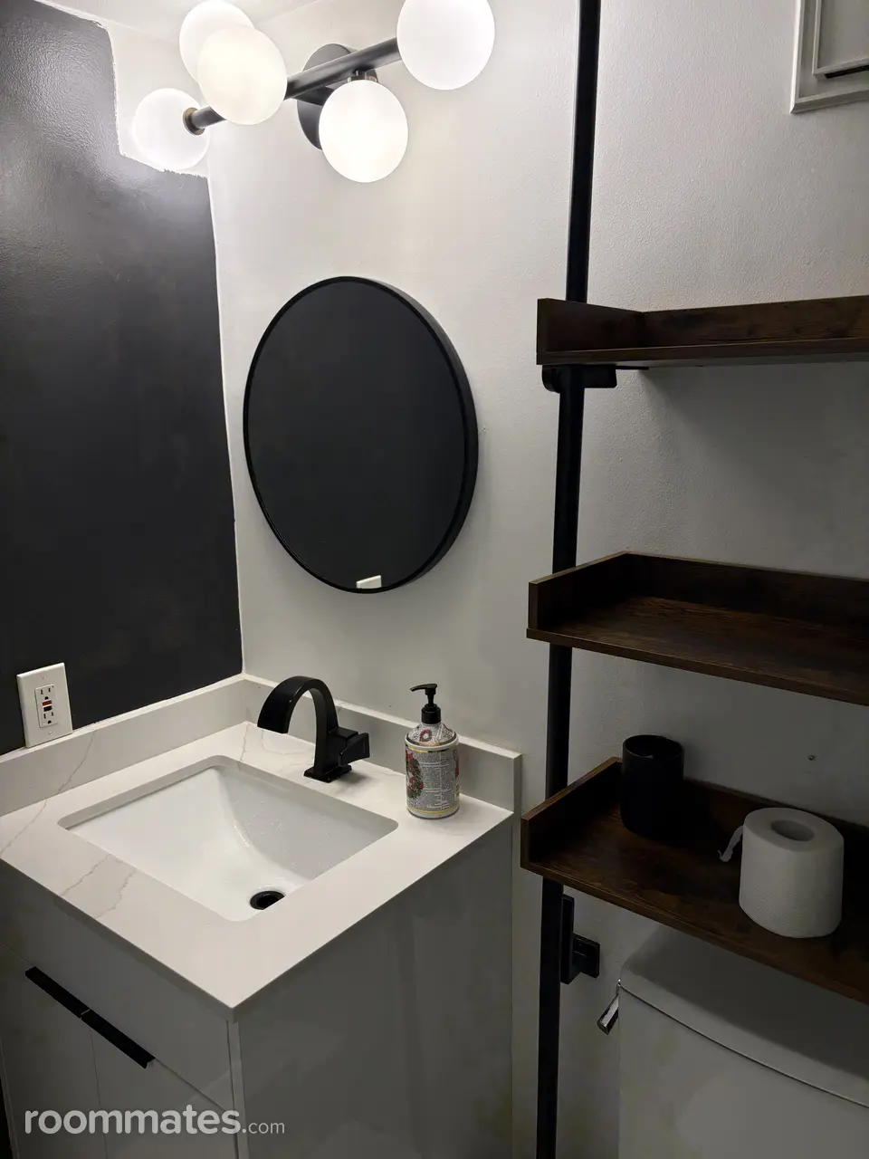 Profile photo 6 of 11