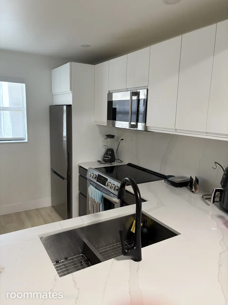 Profile photo 2 of 11