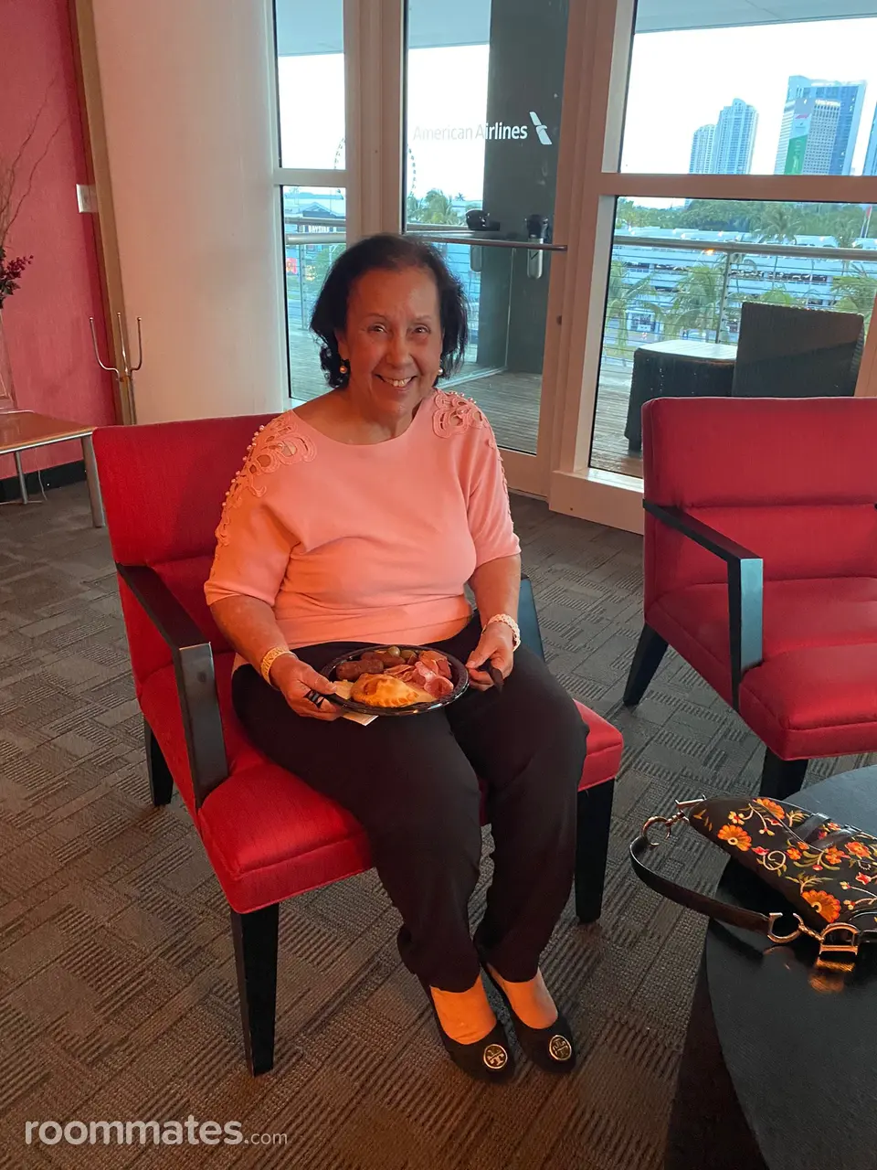 Profile photo 11 of 11