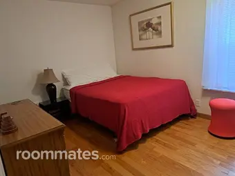 Room for rent in Edmonds, WA $850, condo