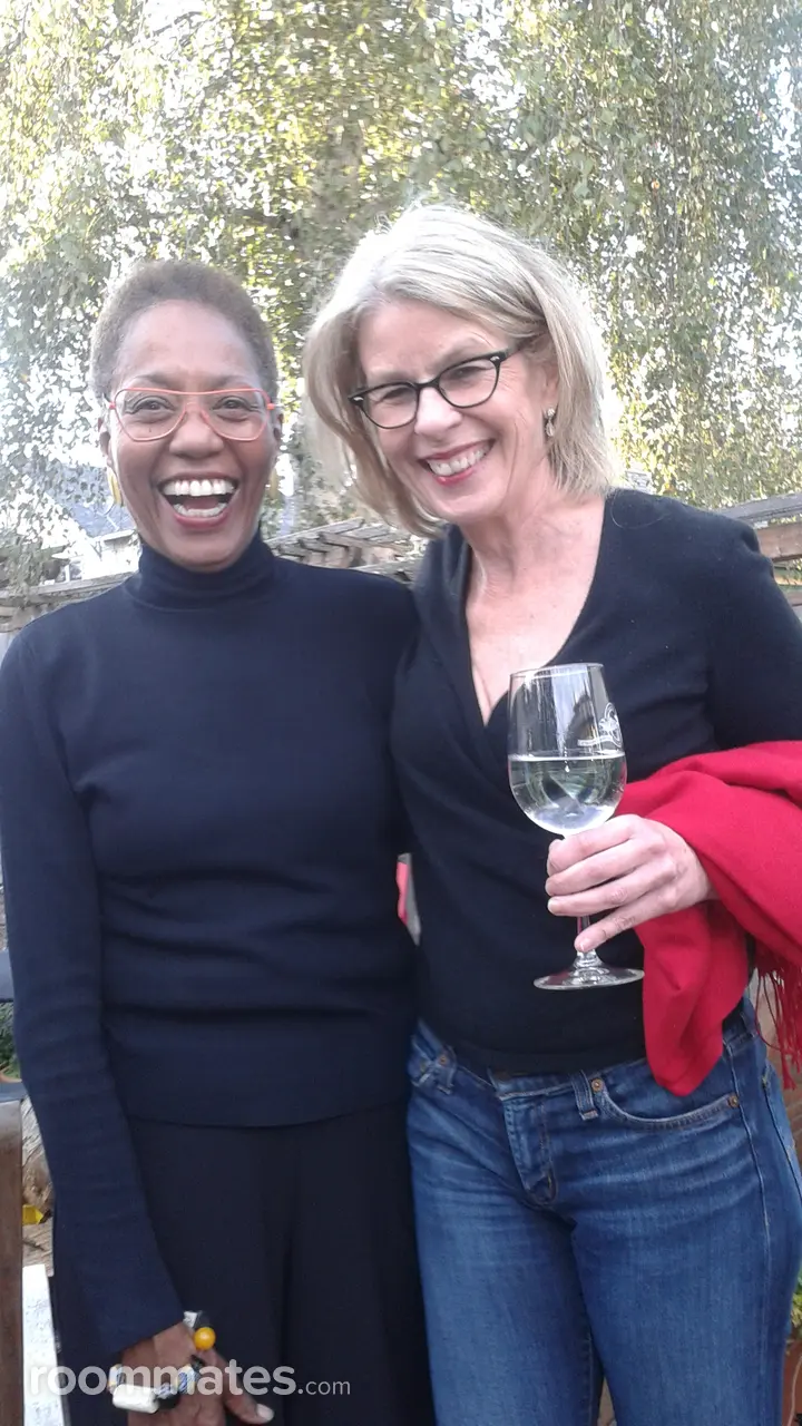 Profile photo 7 of 11