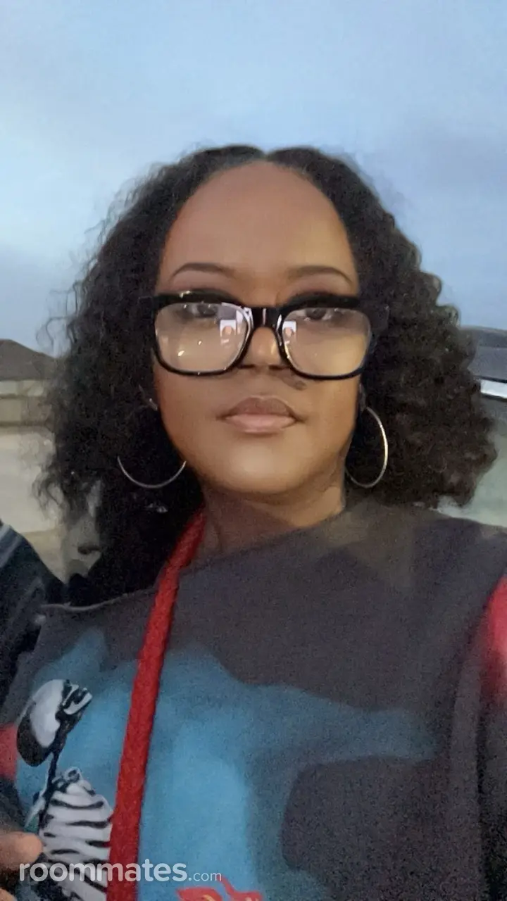 Profile photo 1 of 1